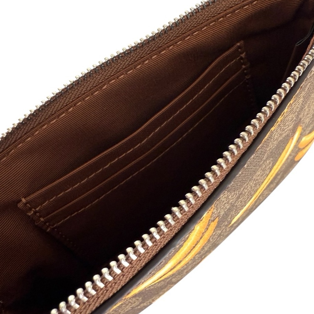Coach Wristlet Signature Canvas Banana Print - Picture 7 of 9